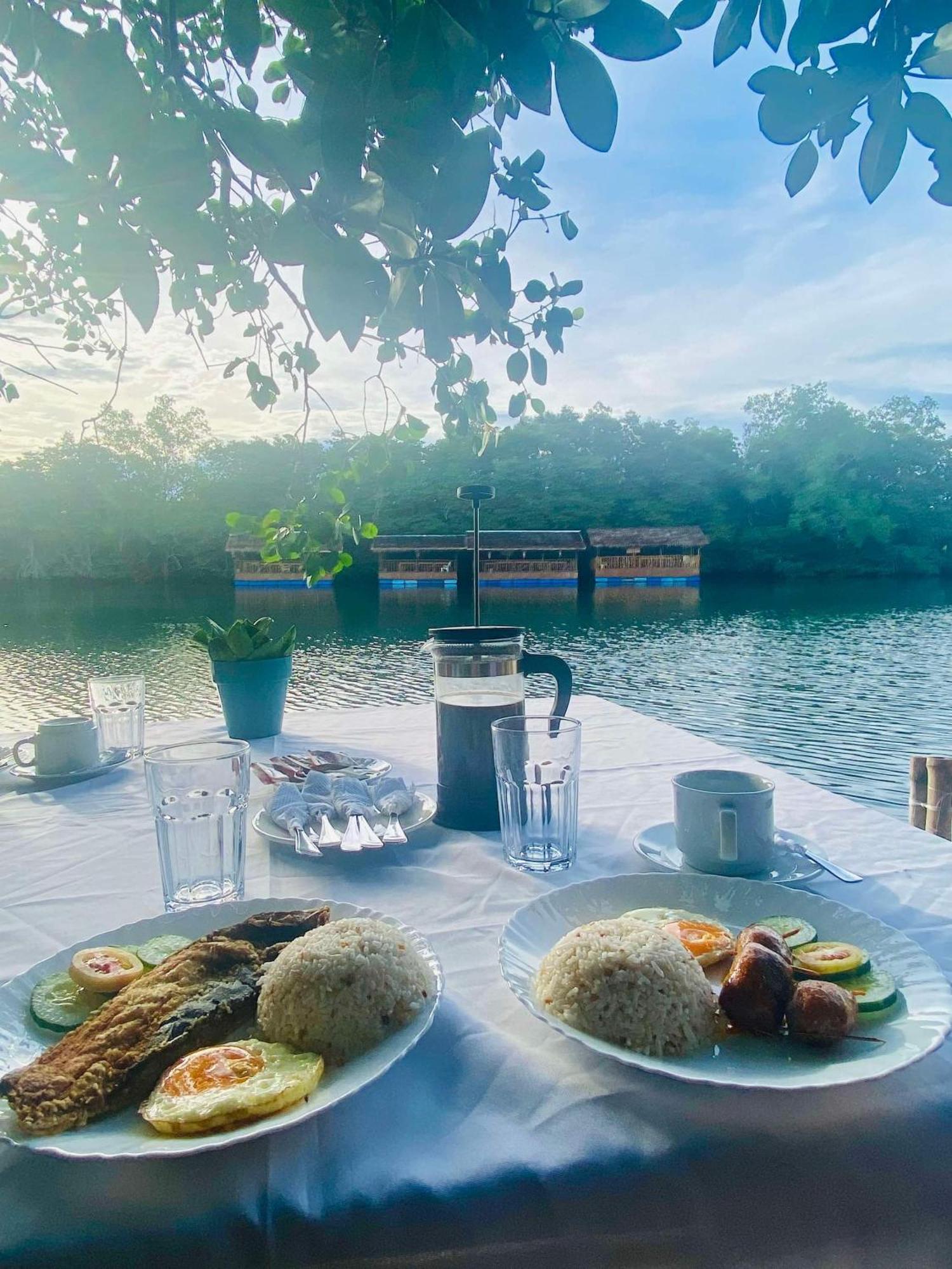 Virgin River Resort And Recreation Spot Bolinao ภายนอก รูปภาพ